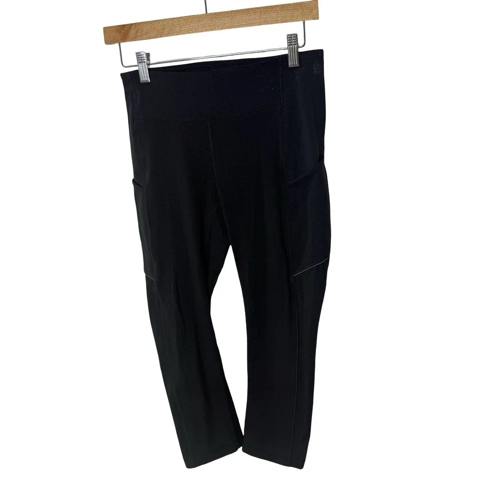 Lululemon Speed Up Crop (21